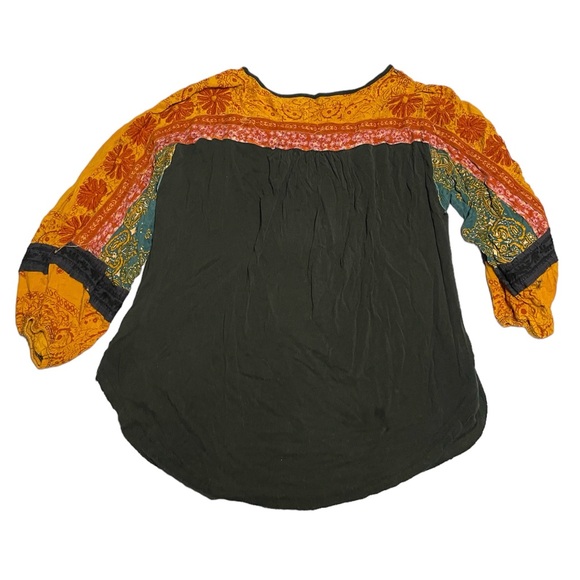 Free People distressed top - Picture 2 of 2